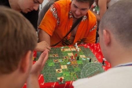 Незабываемые каникулы с тайм-кафе "KOZMOZ" Незабываемые каникулы с тайм-кафе "KOZMOZ"