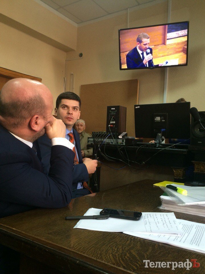 "Вспомнить всё": в Кременчуге рассматривают протокол о коррупции, составленный на вице-мэра Проценко "Вспомнить всё": в Кременчуге рассматривают протокол о коррупции, составленный на вице-мэра Проценко