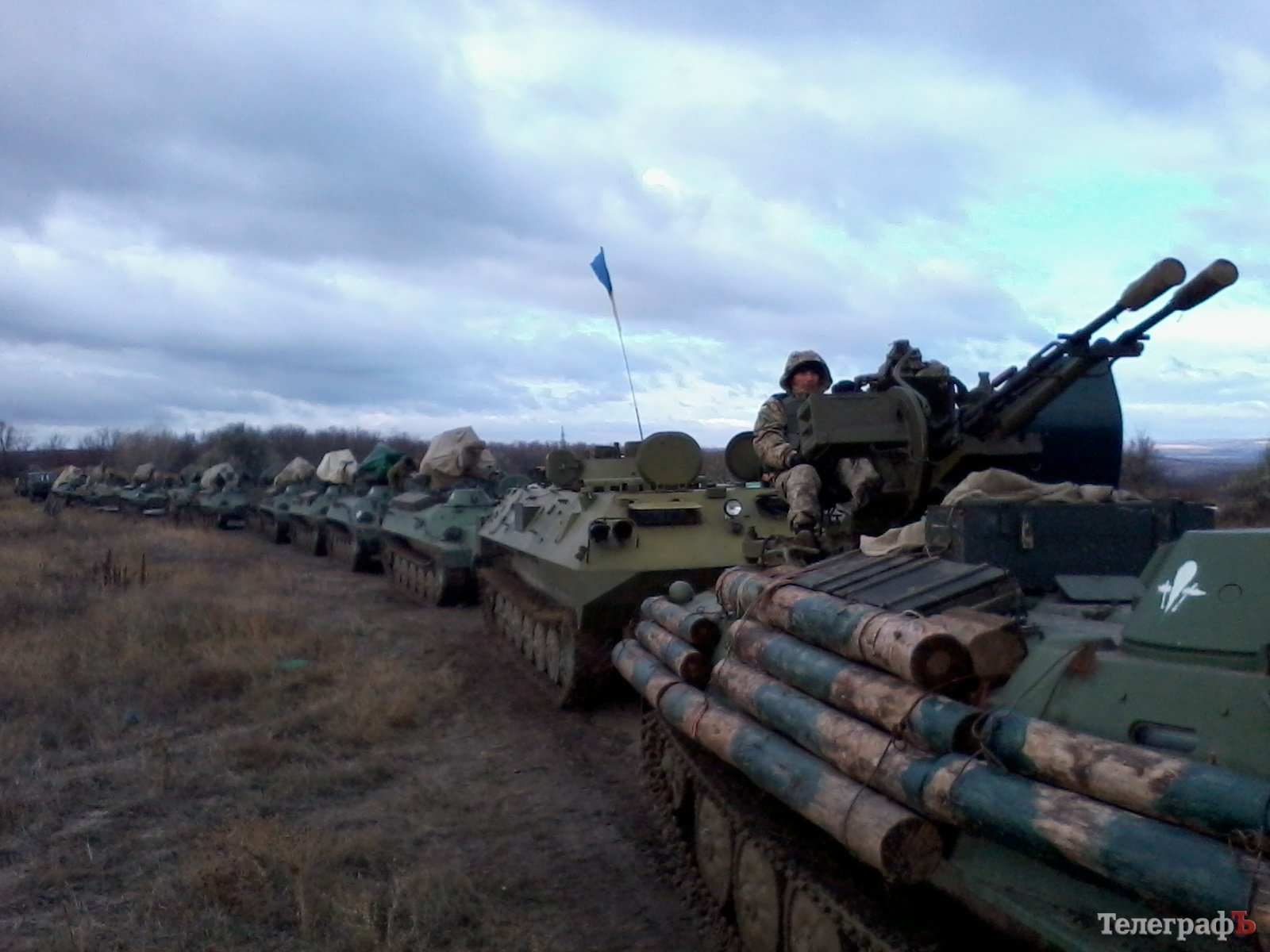 Хроники АТО: 50 смелых кременчужан, колючая проволока Малецкого и красное зеркальце Декусара Хроники АТО: 50 смелых кременчужан, колючая проволока Малецкого и красное зеркальце Декусара