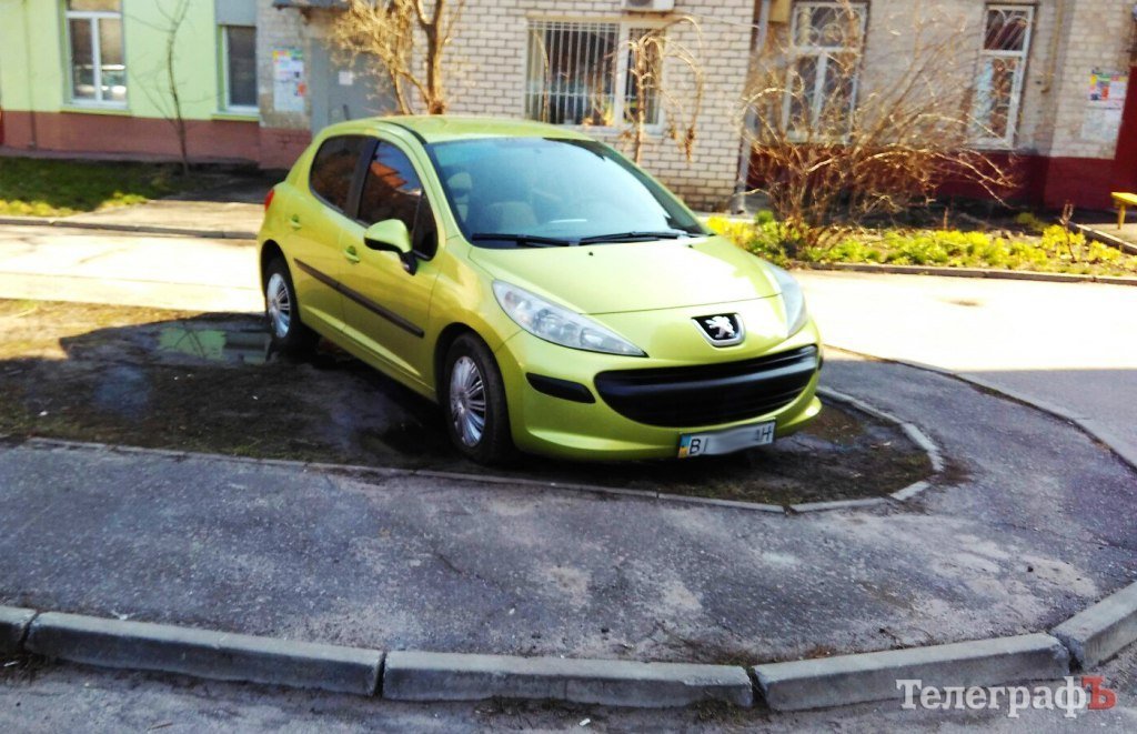 Чудеса кременчугской парковки Чудеса кременчугской парковки