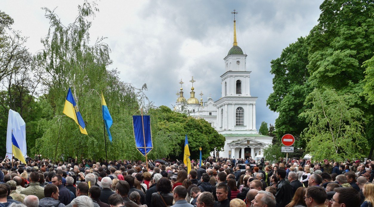 Порошенко відкрив пам’ятник Івану Мазепі в Полтаві Порошенко відкрив пам’ятник Івану Мазепі в Полтаві