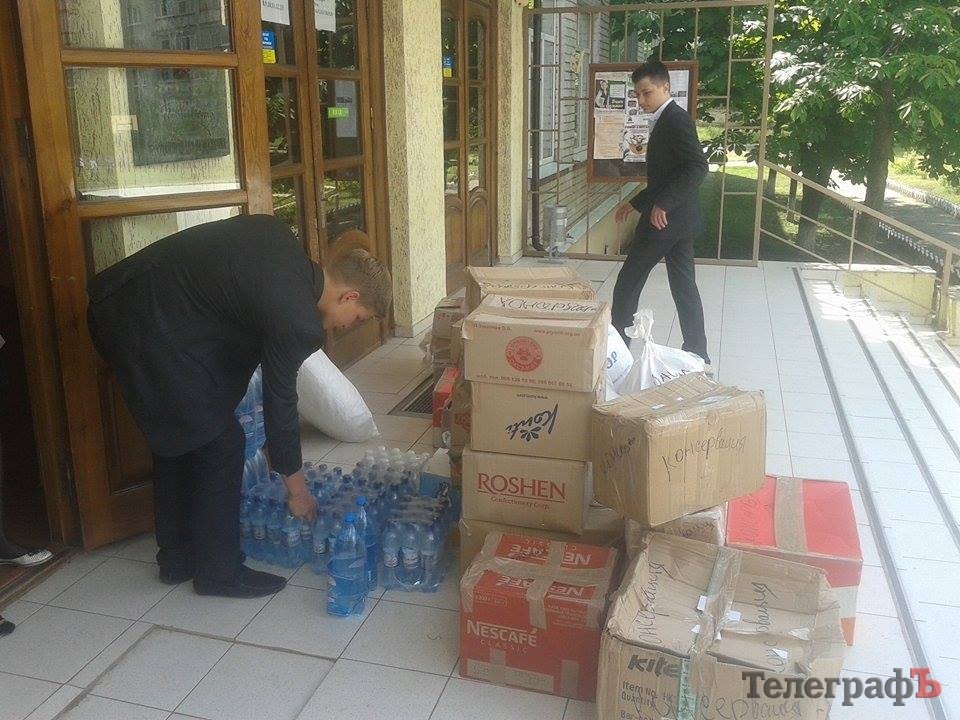 Планшети та картоплю від кременчужан передали на передову Планшети та картоплю від кременчужан передали на передову