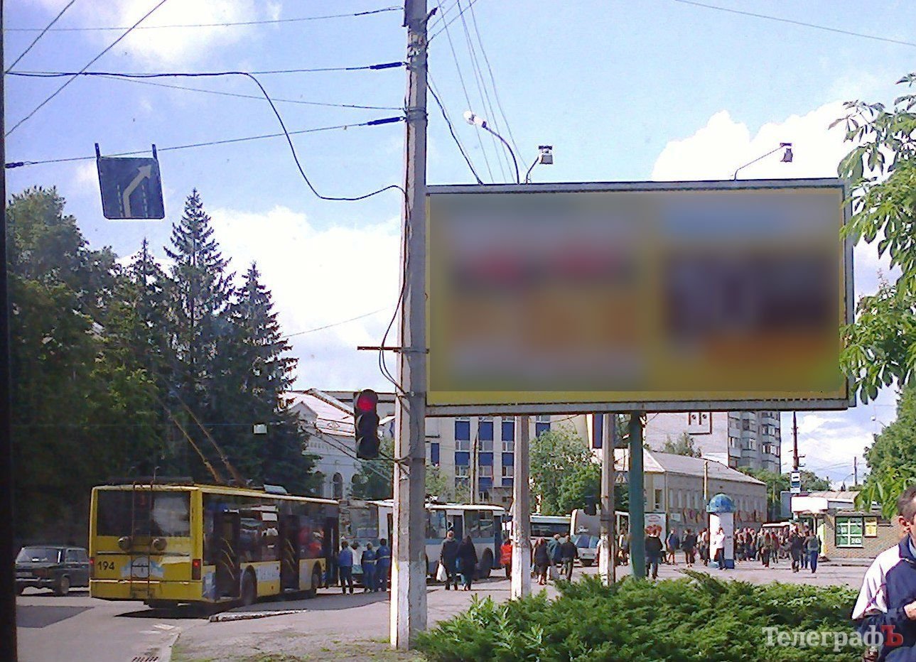 Из-за ДТП в районе остановки Халаменюка остановились троллейбусы Из-за ДТП в районе остановки Халаменюка остановились троллейбусы