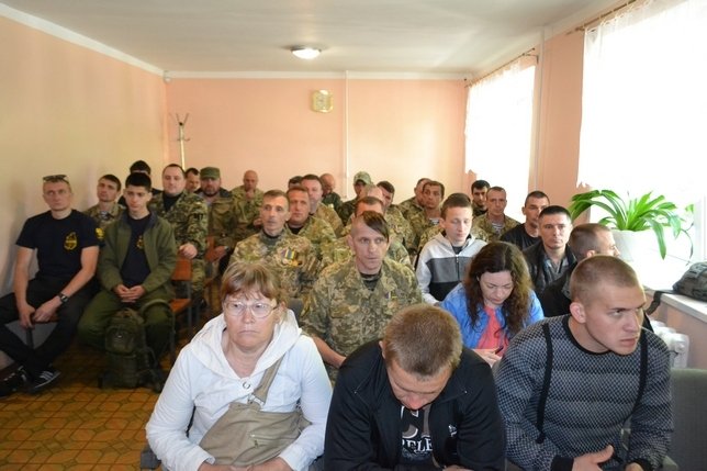 Справа про побиття бійця: один із звинувачених втік від мобілізації Справа про побиття бійця: один із звинувачених втік від мобілізації