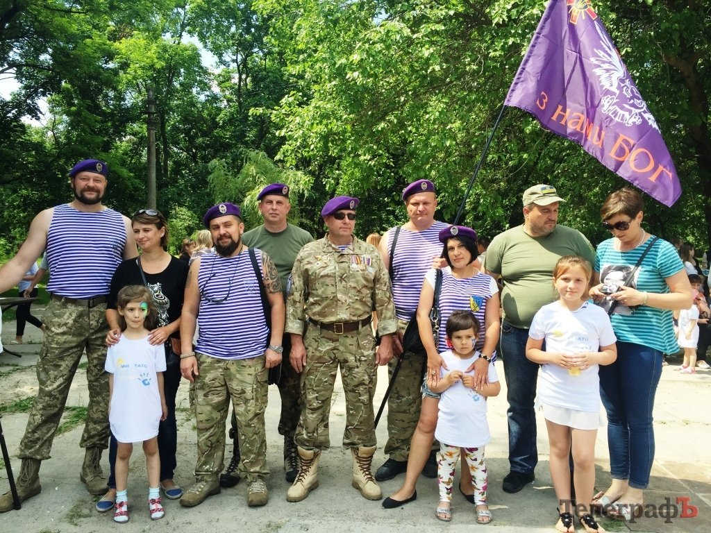 "Мой папа служит в Луганской области и защищает всю Украину" - маленькая кременчужанка "Мой папа служит в Луганской области и защищает всю Украину" - маленькая кременчужанка
