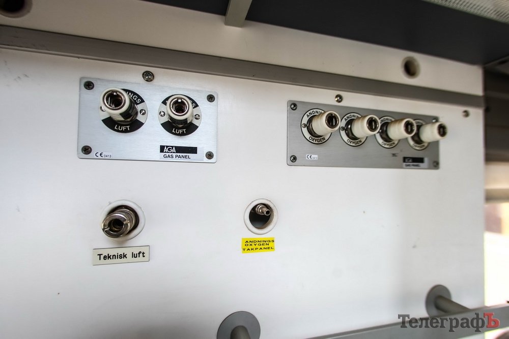 Водій реанімобіля «вбив» ходову та гуму, коли вивозив під обстрілами пораненого Водій реанімобіля «вбив» ходову та гуму, коли вивозив під обстрілами пораненого