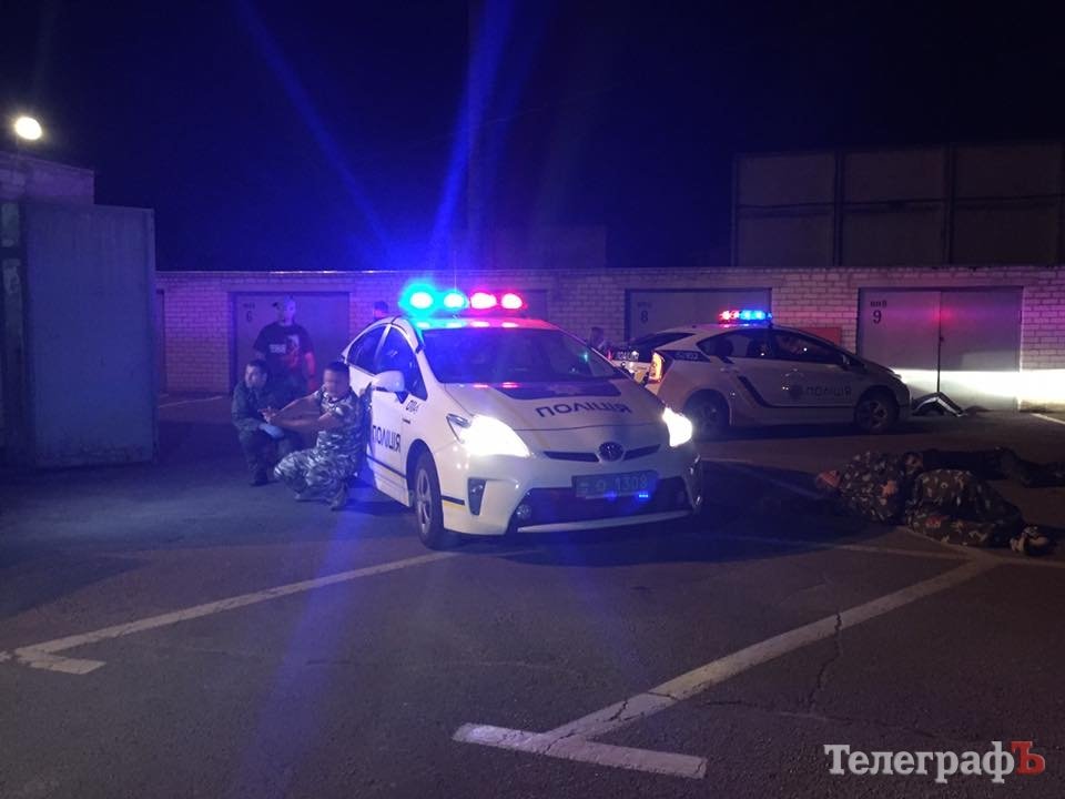 Як кременчуцькі патрульні потрапили в ДТП та стрілянину, навчаючись рятувати життя Як кременчуцькі патрульні потрапили в ДТП та стрілянину, навчаючись рятувати життя