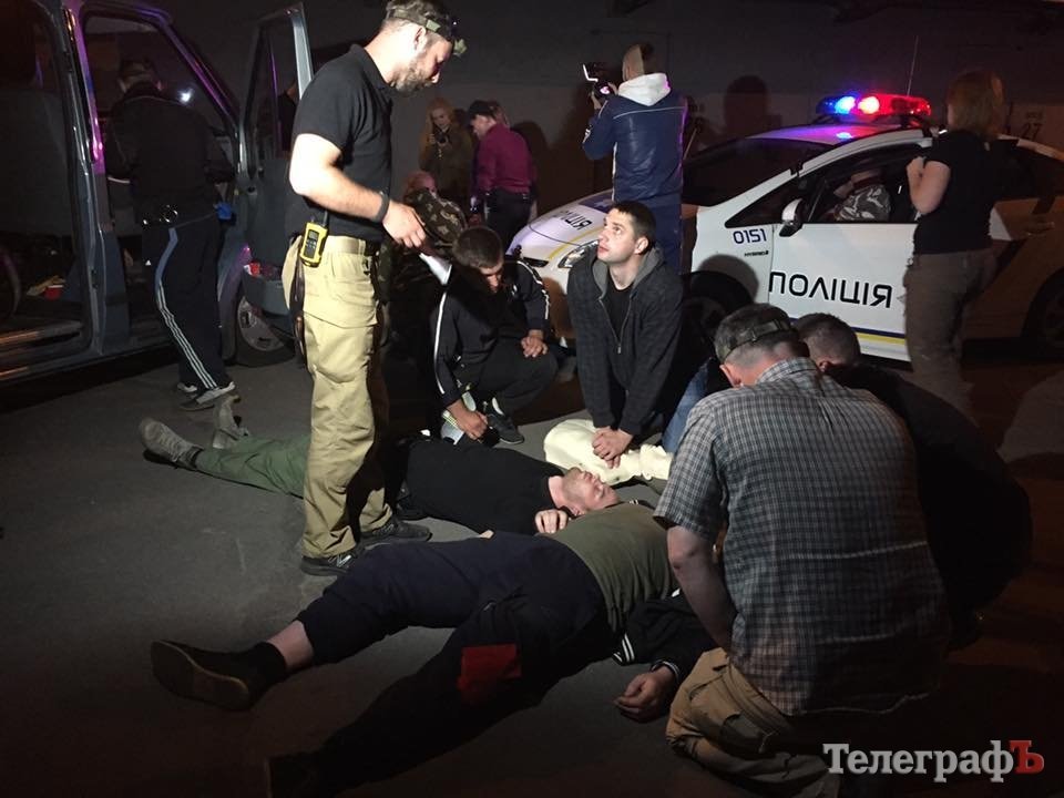 Як кременчуцькі патрульні потрапили в ДТП та стрілянину, навчаючись рятувати життя Як кременчуцькі патрульні потрапили в ДТП та стрілянину, навчаючись рятувати життя