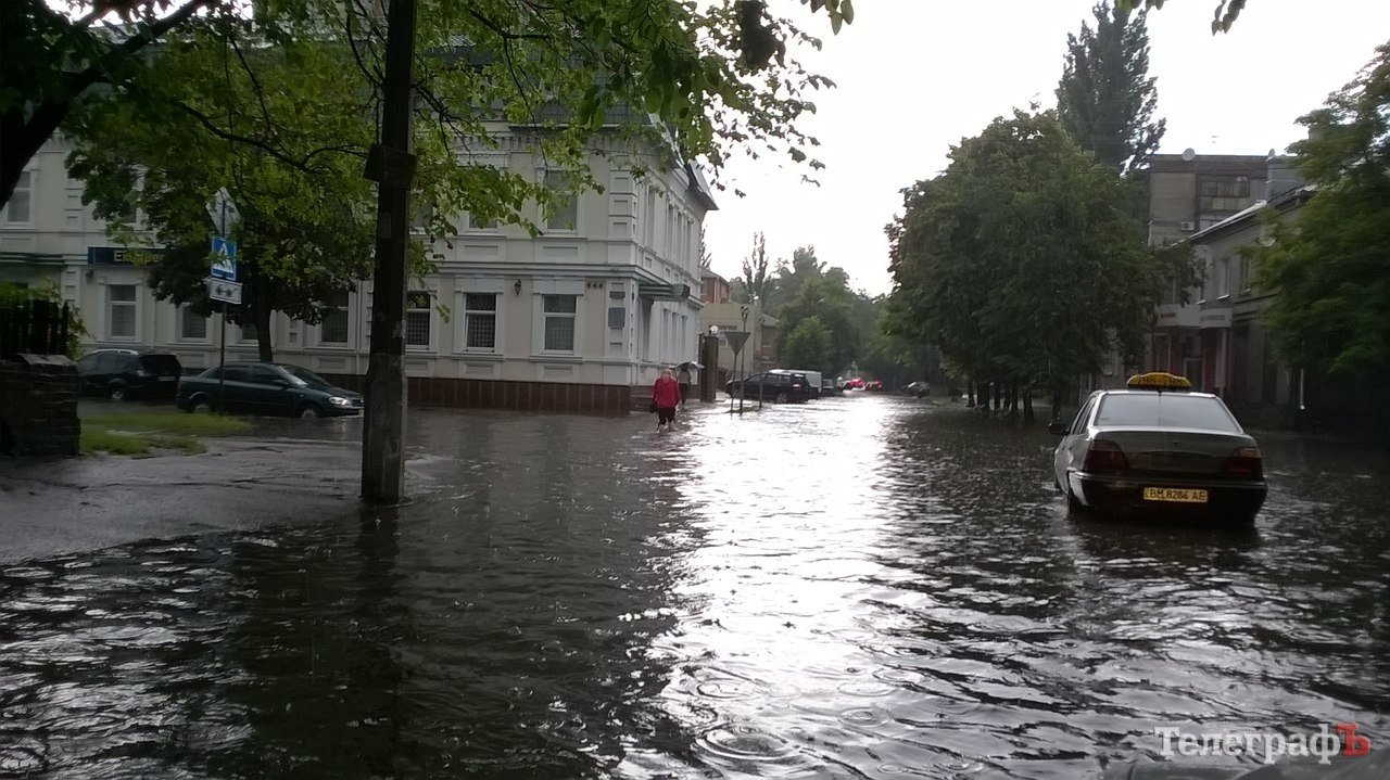 16 июня. Кременчуг немного залило... 16 июня. Кременчуг немного залило...