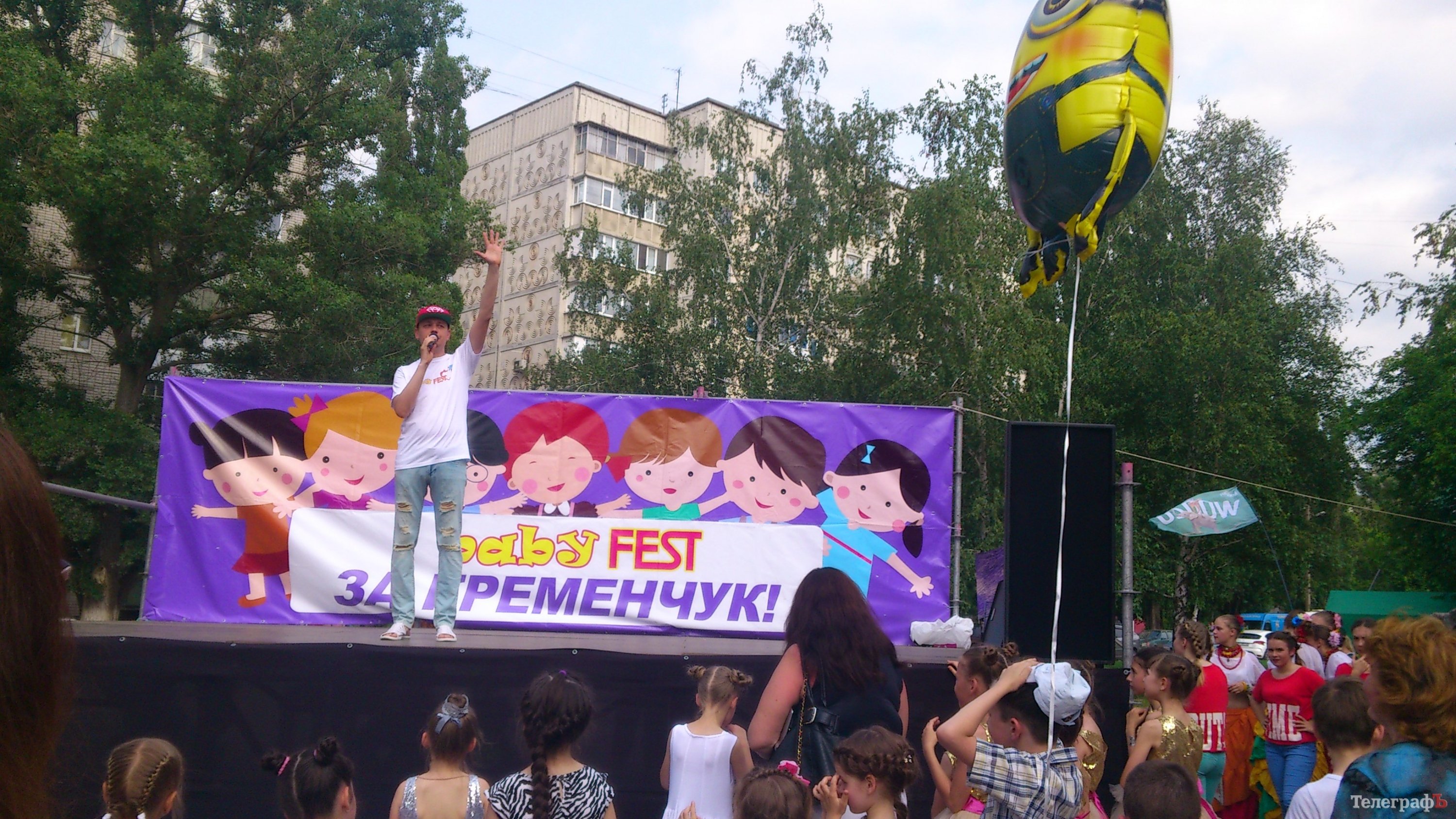 Кременчужане научились ковать подковы, делать вручную посуду и рисовать на воде Кременчужане научились ковать подковы, делать вручную посуду и рисовать на воде