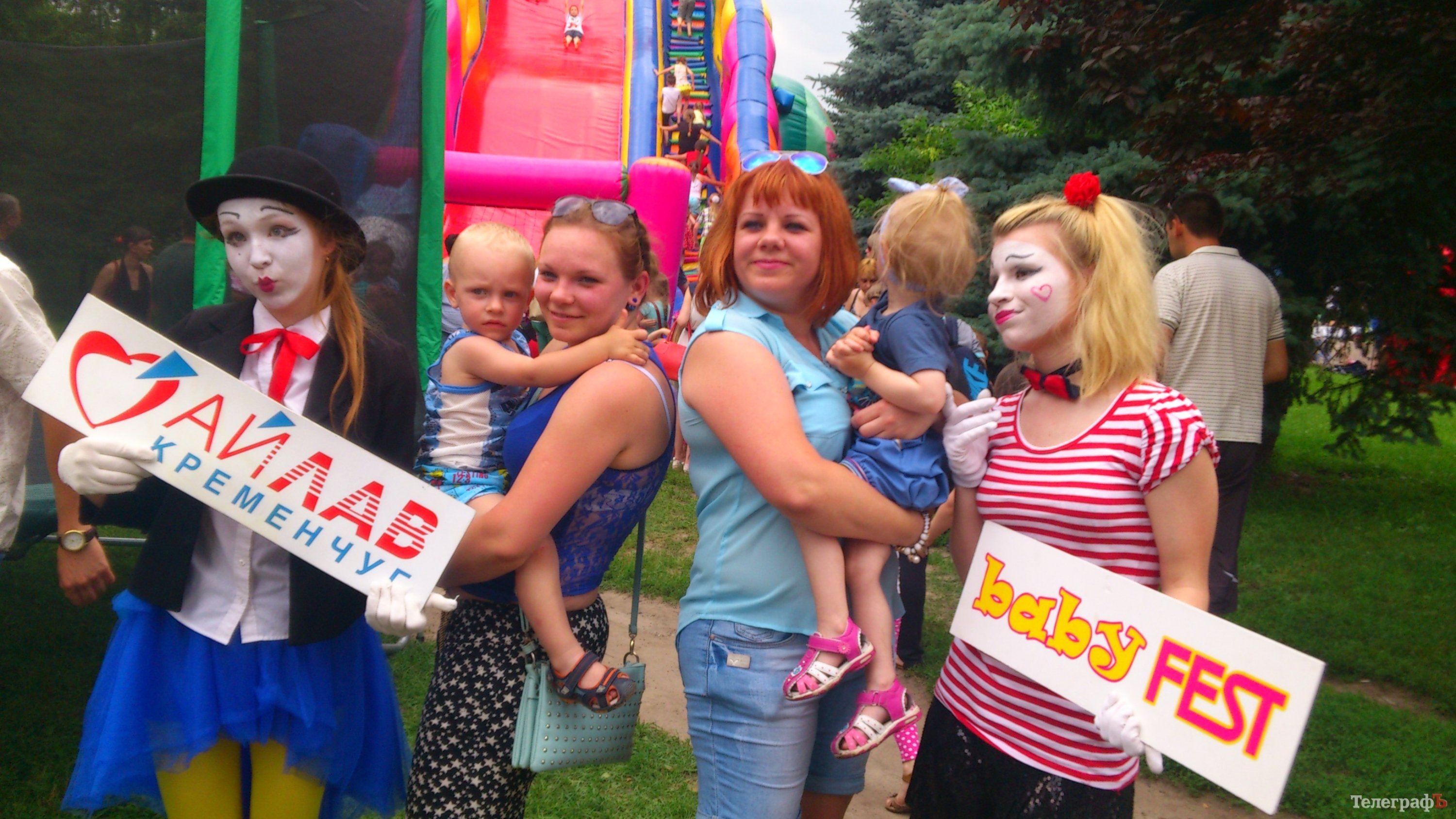 Кременчужане научились ковать подковы, делать вручную посуду и рисовать на воде Кременчужане научились ковать подковы, делать вручную посуду и рисовать на воде