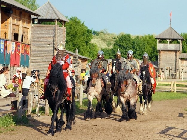 Пофестивалимо? Музика, тату, байки: куди ще можна встигнути податися у липні Пофестивалимо? Музика, тату, байки: куди ще можна встигнути податися у липні