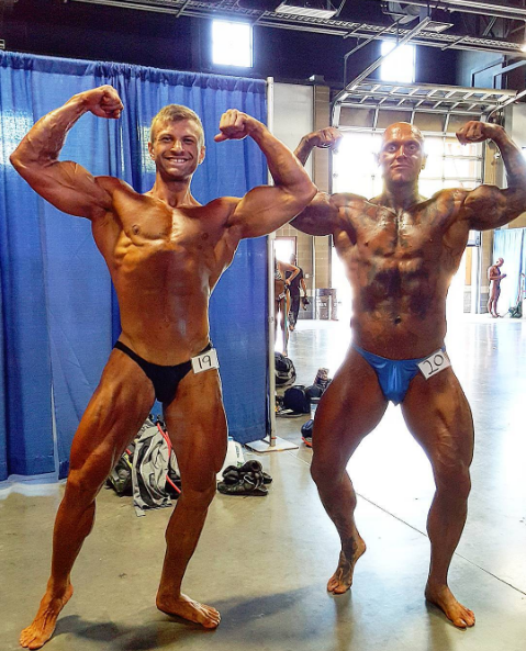 Кременчуцький бодібілдер Микола Збираник показав «сталеві» м'язи в Америці Кременчуцький бодібілдер Микола Збираник показав «сталеві» м'язи в Америці