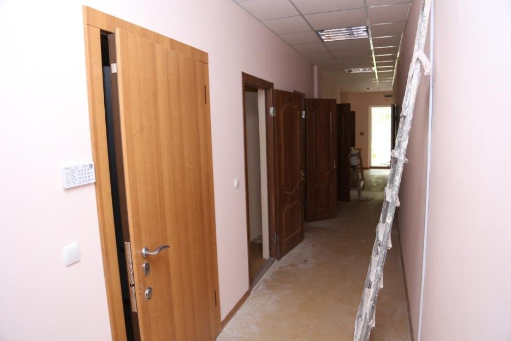 1 вересня у 278-му кварталі обіцяють відкрити не тільки школу, а й амбулаторію 1 вересня у 278-му кварталі обіцяють відкрити не тільки школу, а й амбулаторію