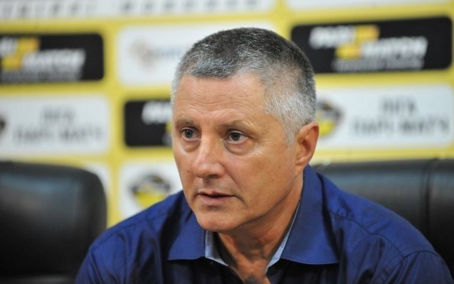 На матчі «Ворскла» - «Локомотіва» між правоохоронцями та вболівальниками сталася сутичка На матчі «Ворскла» - «Локомотіва» між правоохоронцями та вболівальниками сталася сутичка