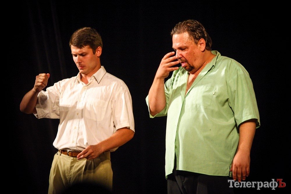 «Вип'єм здуру за культуру»: у Кременчуці знову побував Воланд зі свитою «Вип'єм здуру за культуру»: у Кременчуці знову побував Воланд зі свитою