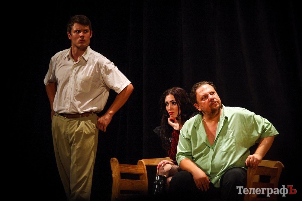 «Вип'єм здуру за культуру»: у Кременчуці знову побував Воланд зі свитою «Вип'єм здуру за культуру»: у Кременчуці знову побував Воланд зі свитою