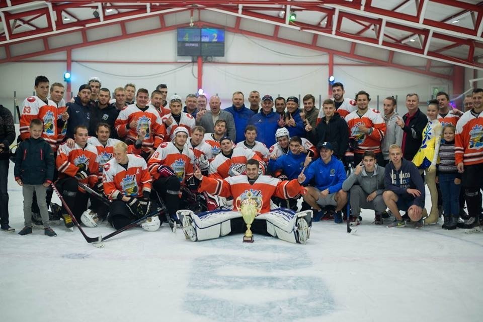 Хокейний клуб «Кременчук» - дворазовий володар кубку Kremenchuk Open Cup Хокейний клуб «Кременчук» - дворазовий володар кубку Kremenchuk Open Cup