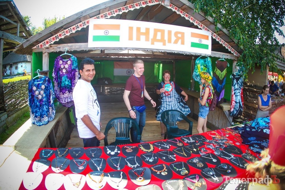 Що почому на Сорочинському ярмарку: сувеніри та цікавинки Що почому на Сорочинському ярмарку: сувеніри та цікавинки