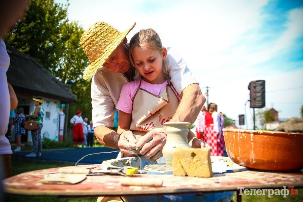 Що почому на Сорочинському ярмарку: сувеніри та цікавинки Що почому на Сорочинському ярмарку: сувеніри та цікавинки