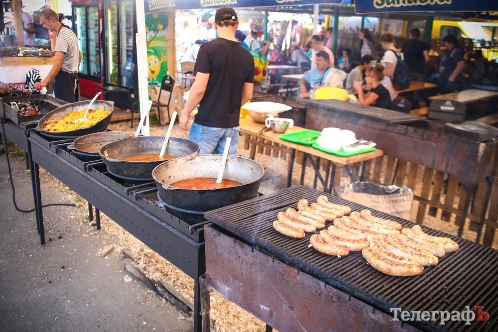 Что почём на Сорочинской ярмарке: выпить и закусить Что почём на Сорочинской ярмарке: выпить и закусить