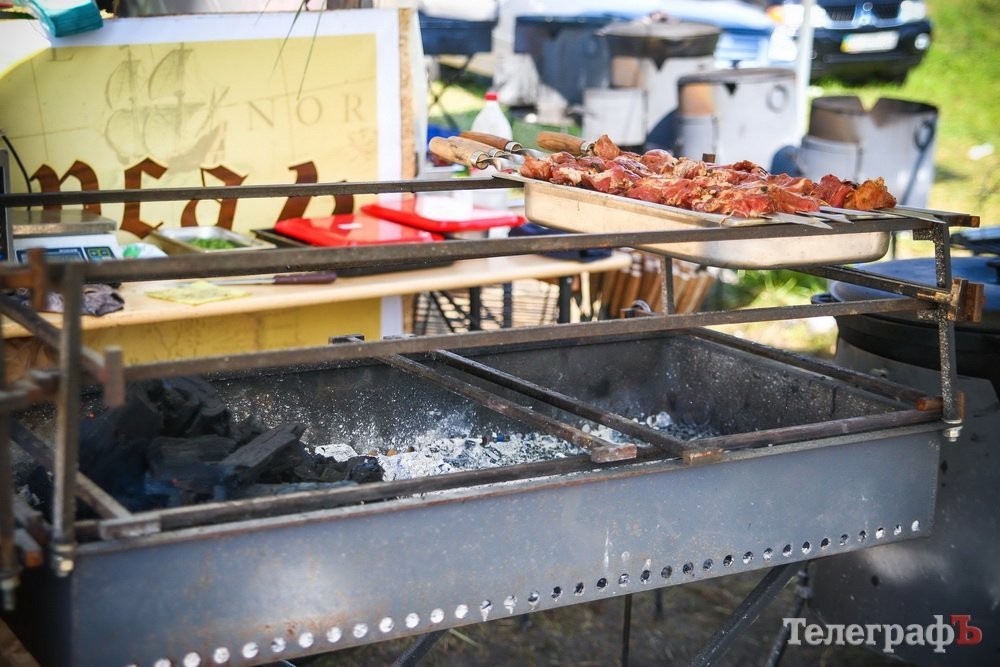 Что почём на Сорочинской ярмарке: выпить и закусить Что почём на Сорочинской ярмарке: выпить и закусить