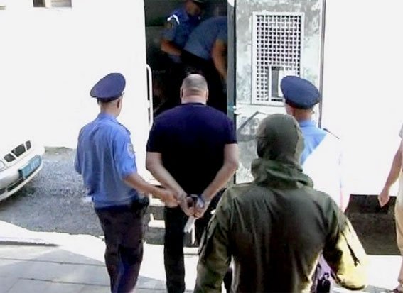 В Полтаве задержали группу рэкетиров, которые избили предпринимателя В Полтаве задержали группу рэкетиров, которые избили предпринимателя