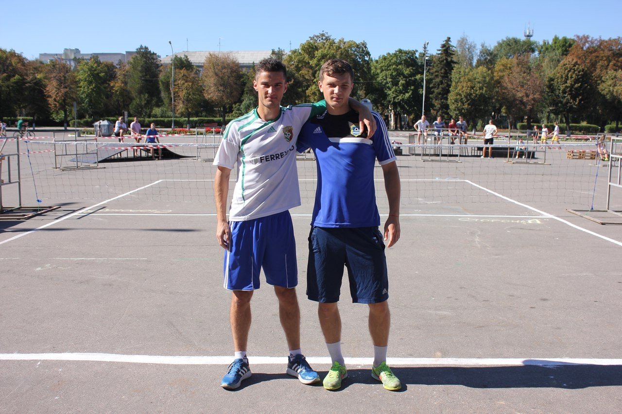 Команда «Зозуля» виграла перший турнір з тенісболу «Кременчуцький Вімблдон» Команда «Зозуля» виграла перший турнір з тенісболу «Кременчуцький Вімблдон»