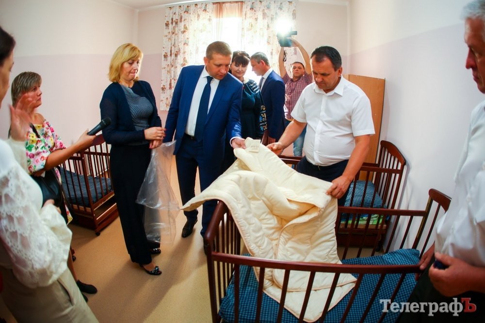 В Кременчуге после восьмилетнего строительства детсад-школа отметила свой первый День знаний В Кременчуге после восьмилетнего строительства детсад-школа отметила свой первый День знаний