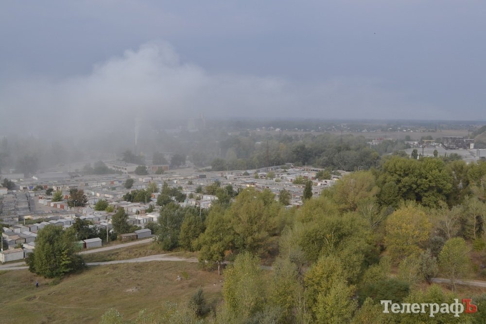 Район парка Мира с утра «накрыло» дымом Район парка Мира с утра «накрыло» дымом
