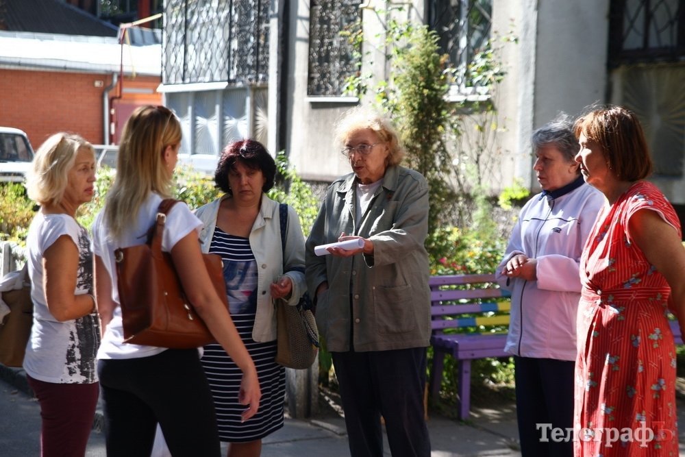 Им выставили 9,8 кубов, а они все равно не хотят подомовые газовые счетчики Им выставили 9,8 кубов, а они все равно не хотят подомовые газовые счетчики