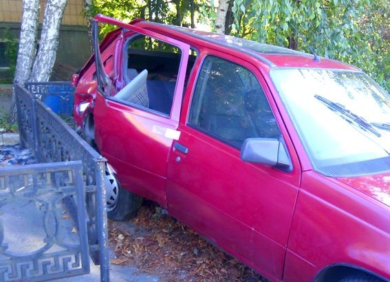 За выходные на Полтавщине в ДТП погибло 4 человека и 15 оказались в больнице За выходные на Полтавщине в ДТП погибло 4 человека и 15 оказались в больнице