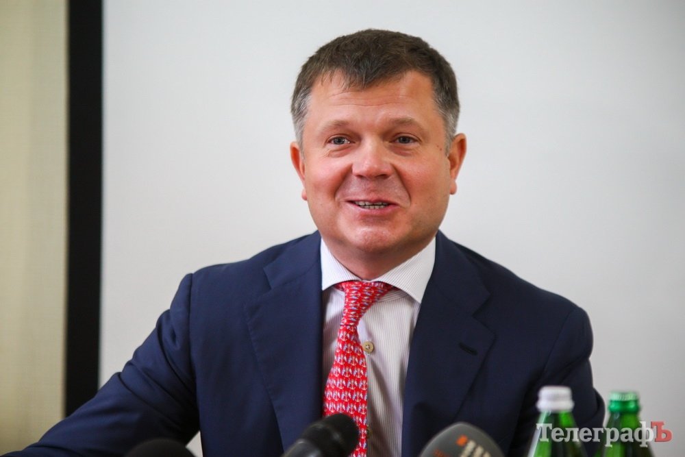 Нардеп Жеваго рассказал кременчужанам, почему рухнул банк «Финансы и кредит» и когда вернут деньги вкладчикам Нардеп Жеваго рассказал кременчужанам, почему рухнул банк «Финансы и кредит» и когда вернут деньги вкладчикам