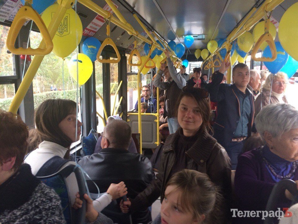 Кременчужанам ко Дню Города организовали бесплатную экскурсию. Места хватило не всем Кременчужанам ко Дню Города организовали бесплатную экскурсию. Места хватило не всем