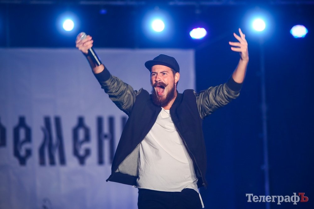 «Згоріла хата — гори сарай»: ТНМК у Кременчуці знімали відео на пісню «Небокрай» «Згоріла хата — гори сарай»: ТНМК у Кременчуці знімали відео на пісню «Небокрай»