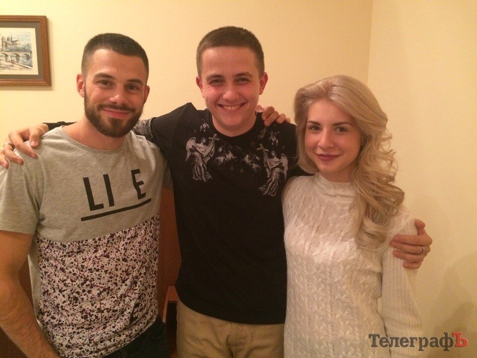 Несгибаемый Артем Лоик и «перепутанные двери»: рэпер рассказал в Кременчуге о себе все! Несгибаемый Артем Лоик и «перепутанные двери»: рэпер рассказал в Кременчуге о себе все!