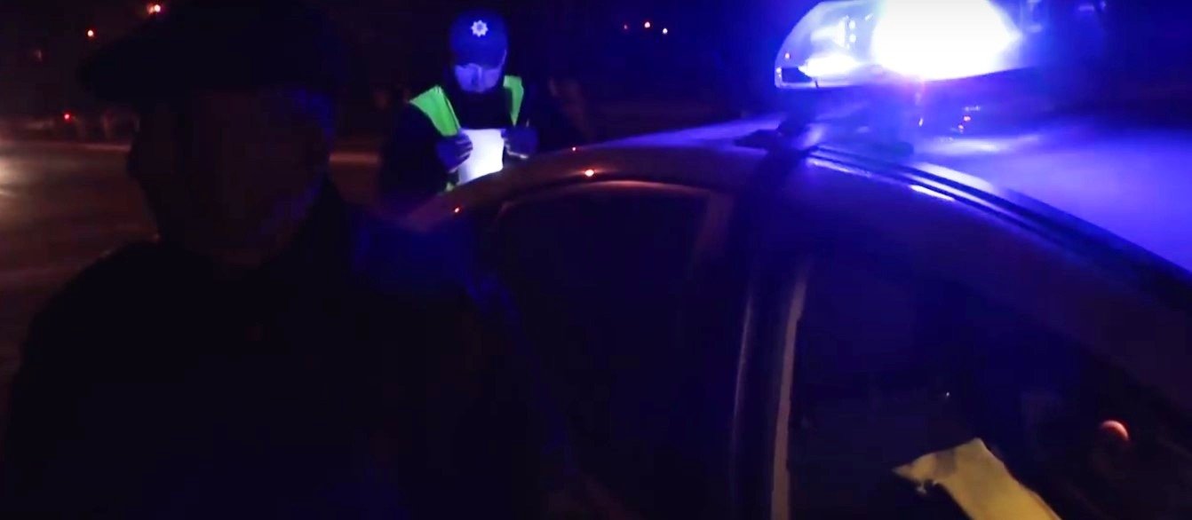 В Кременчуге пьяным за рулём поймали бывшего директора автошколы «Днепр» В Кременчуге пьяным за рулём поймали бывшего директора автошколы «Днепр»