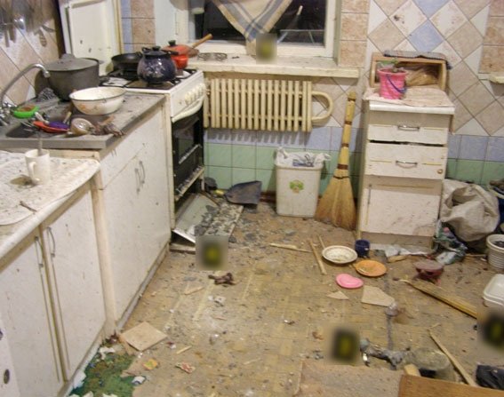 На Полтавщине в квартире взорвалась граната: один человек погиб На Полтавщине в квартире взорвалась граната: один человек погиб