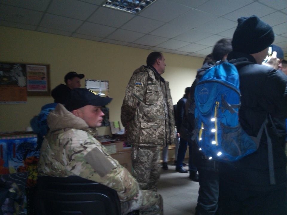 «Не**й пи*****тию разводить в городе» - ГК «Азов» «запретил» смотреть в Кременчуге кино Пиддубной о геях «Не**й пи*****тию разводить в городе» - ГК «Азов» «запретил» смотреть в Кременчуге кино Пиддубной о геях