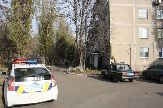В Кременчуге отец пытался зарезать сына В Кременчуге отец пытался зарезать сына