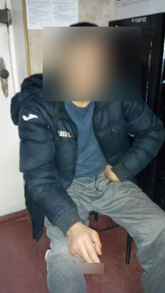 В Полтаве вор пытался убежать через балкон... В Полтаве вор пытался убежать через балкон...