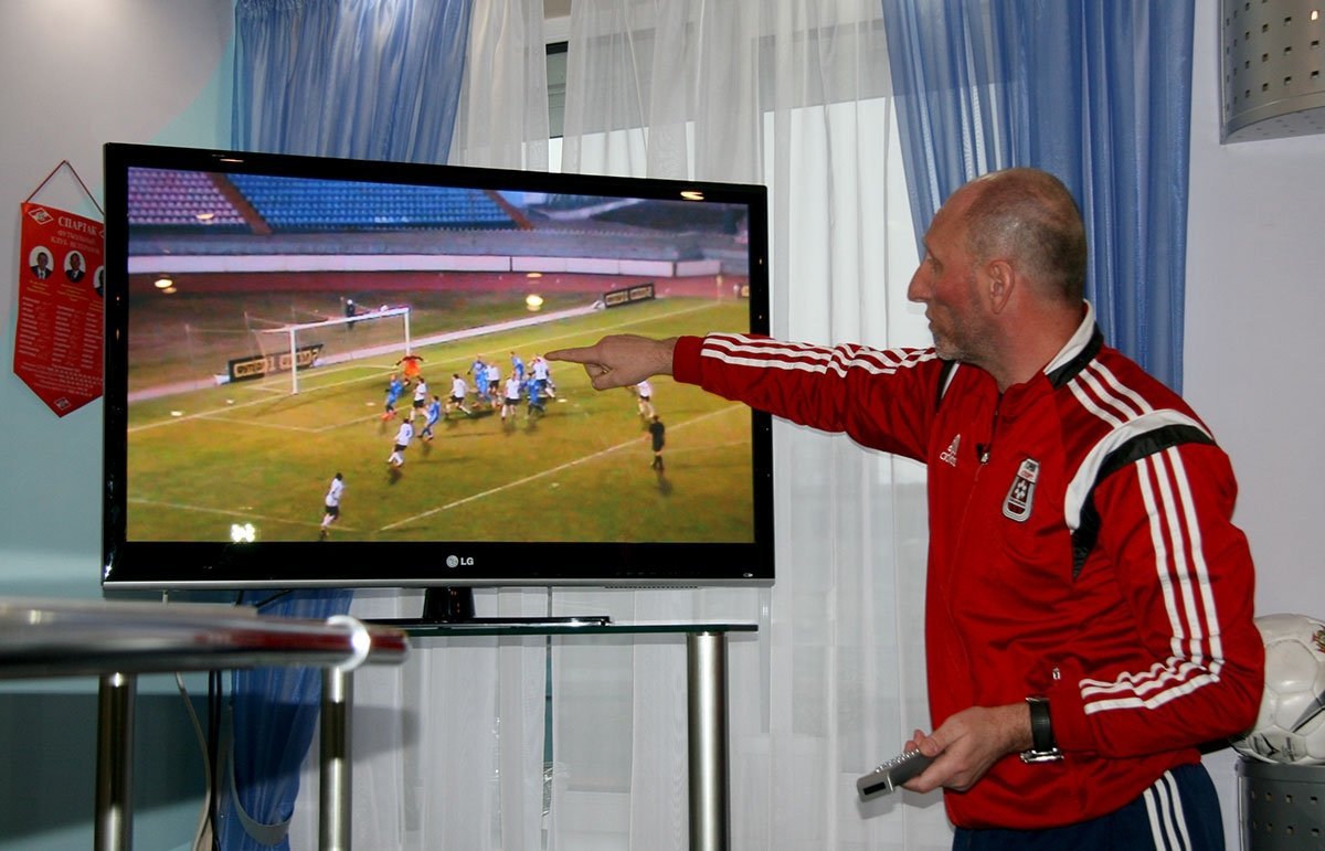 Під час перевірки на поліграфі гравців «Гірник-Спорту» стояв стійкий запах валеріани Під час перевірки на поліграфі гравців «Гірник-Спорту» стояв стійкий запах валеріани