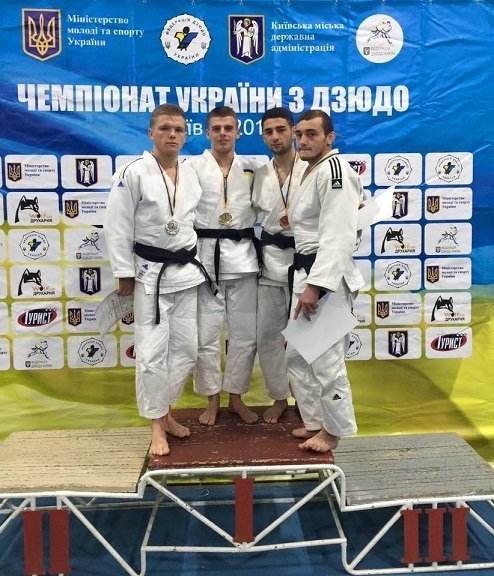 6 зборів за півроку привели до бронзи кременчужанку Єлизавету Каланіну 6 зборів за півроку привели до бронзи кременчужанку Єлизавету Каланіну
