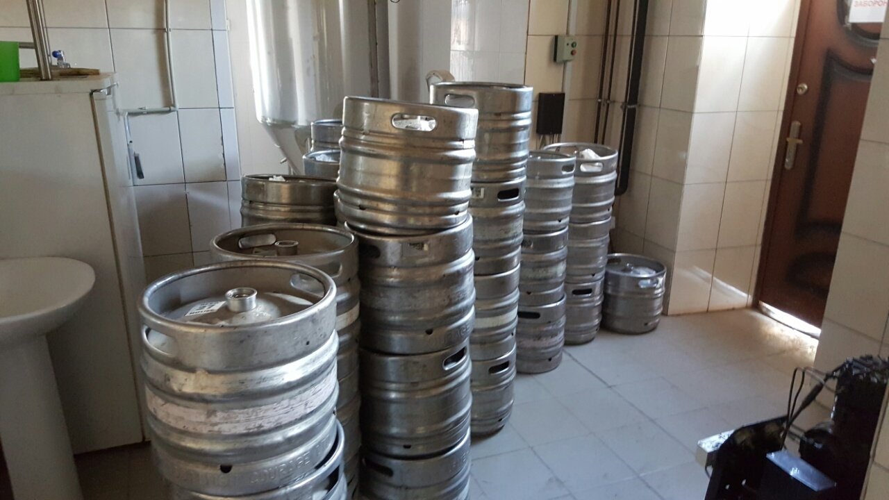 Не в Кременчуге прикрыли подпольную пивоварню Не в Кременчуге прикрыли подпольную пивоварню
