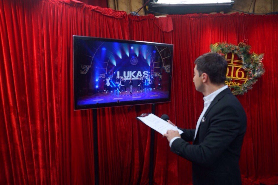 Сборная Кременчуга «Лукас» дошутилась до «бронзы» в финале «Лиги Смеха» Сборная Кременчуга «Лукас» дошутилась до «бронзы» в финале «Лиги Смеха»