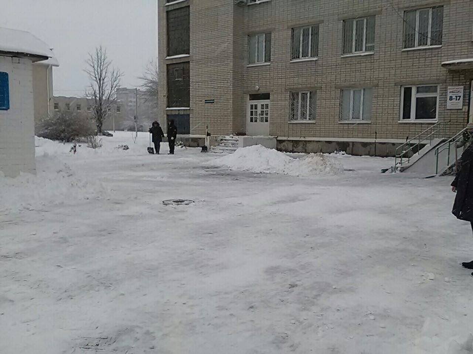 Машини проти снігу: як кременчуцькі комунальники борються з зимою Машини проти снігу: як кременчуцькі комунальники борються з зимою