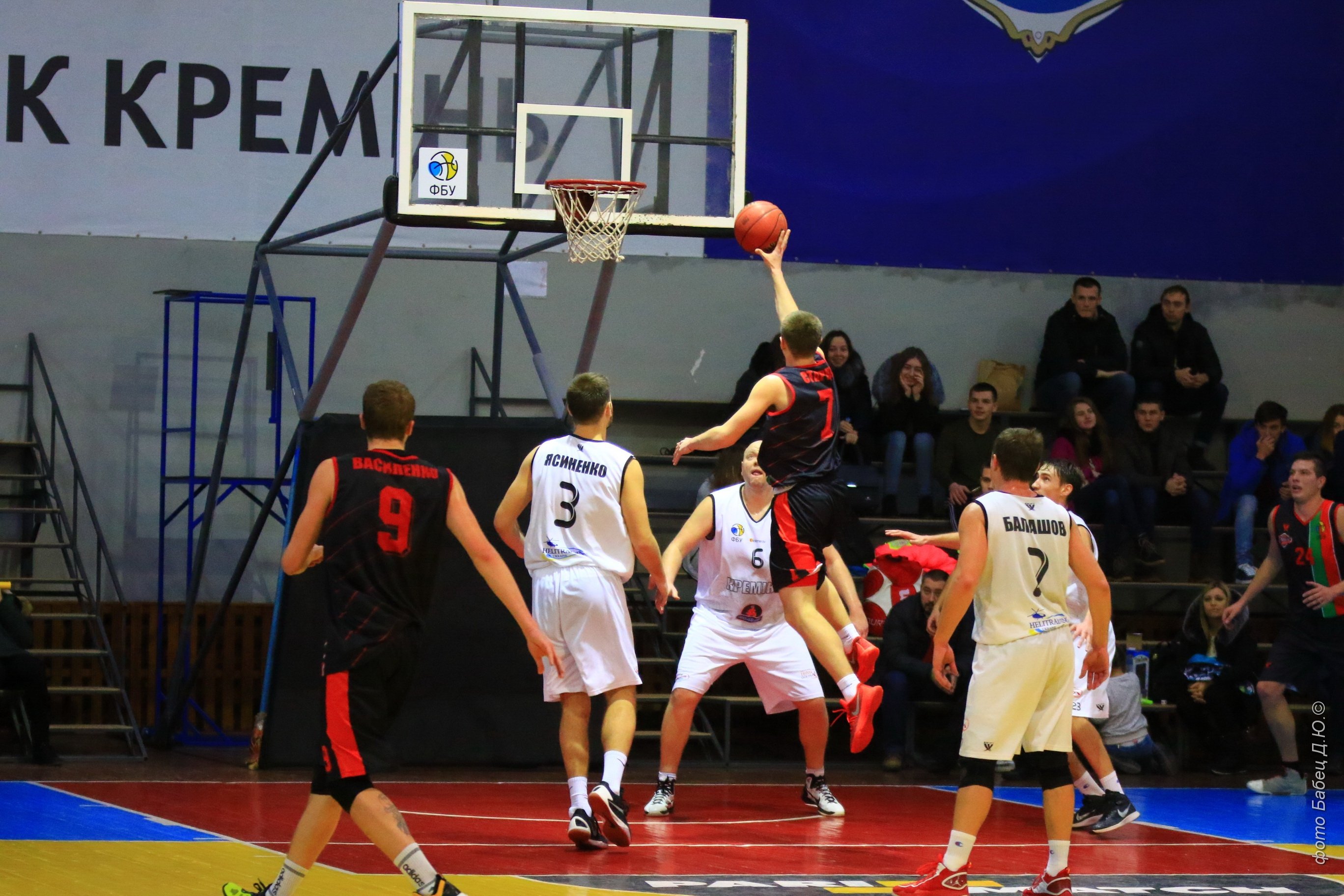 «Кремінь-2» двічі поступився «Кривбасу-2» «Кремінь-2» двічі поступився «Кривбасу-2»