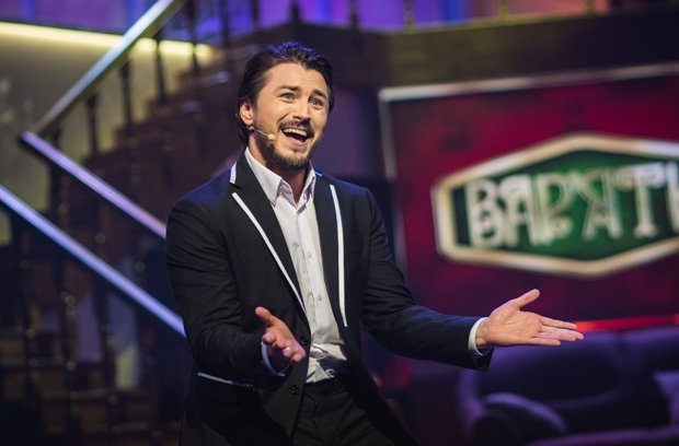 Огоньки, талант-шоу, мюзикл и бокс: что покажут по ТВ на новогодний уикенд Огоньки, талант-шоу, мюзикл и бокс: что покажут по ТВ на новогодний уикенд