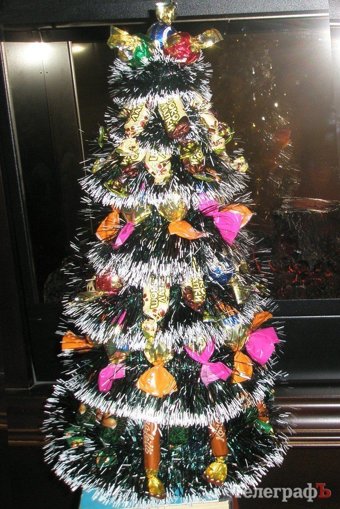 Похвастайся своей красоткой: присылайте нам свои новогодние ёлки Похвастайся своей красоткой: присылайте нам свои новогодние ёлки