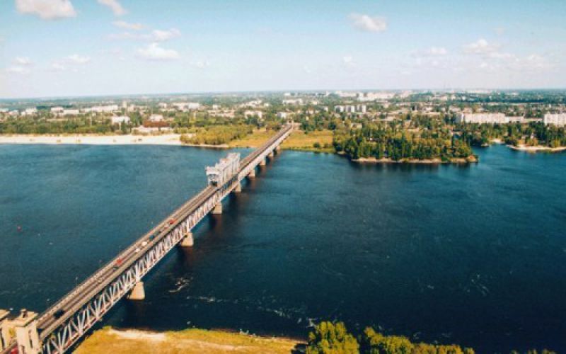 Кременчуг vs потенциальный город-побратим из ЕС Кременчуг vs потенциальный город-побратим из ЕС